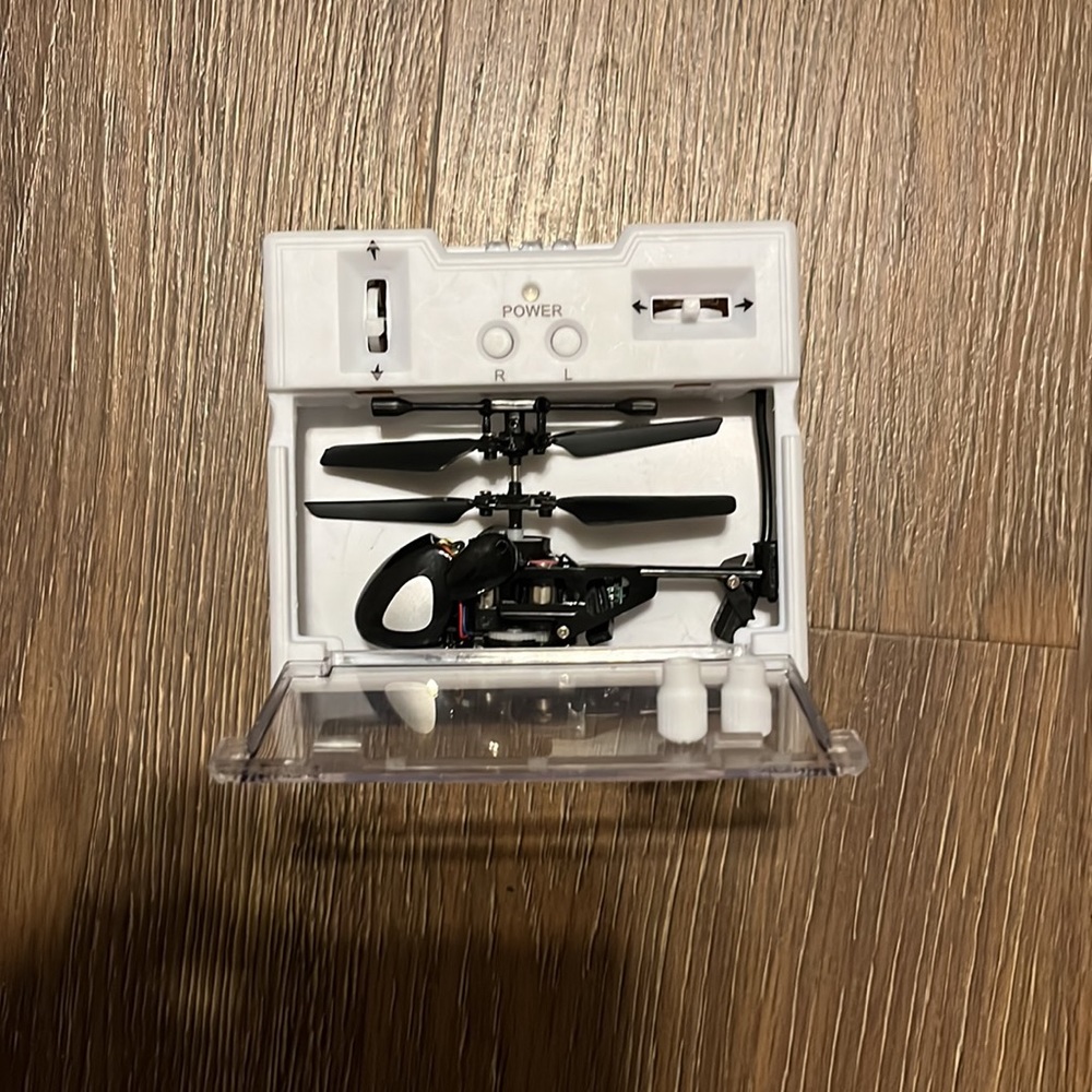 Mini helicopter - Picture 3 of 3